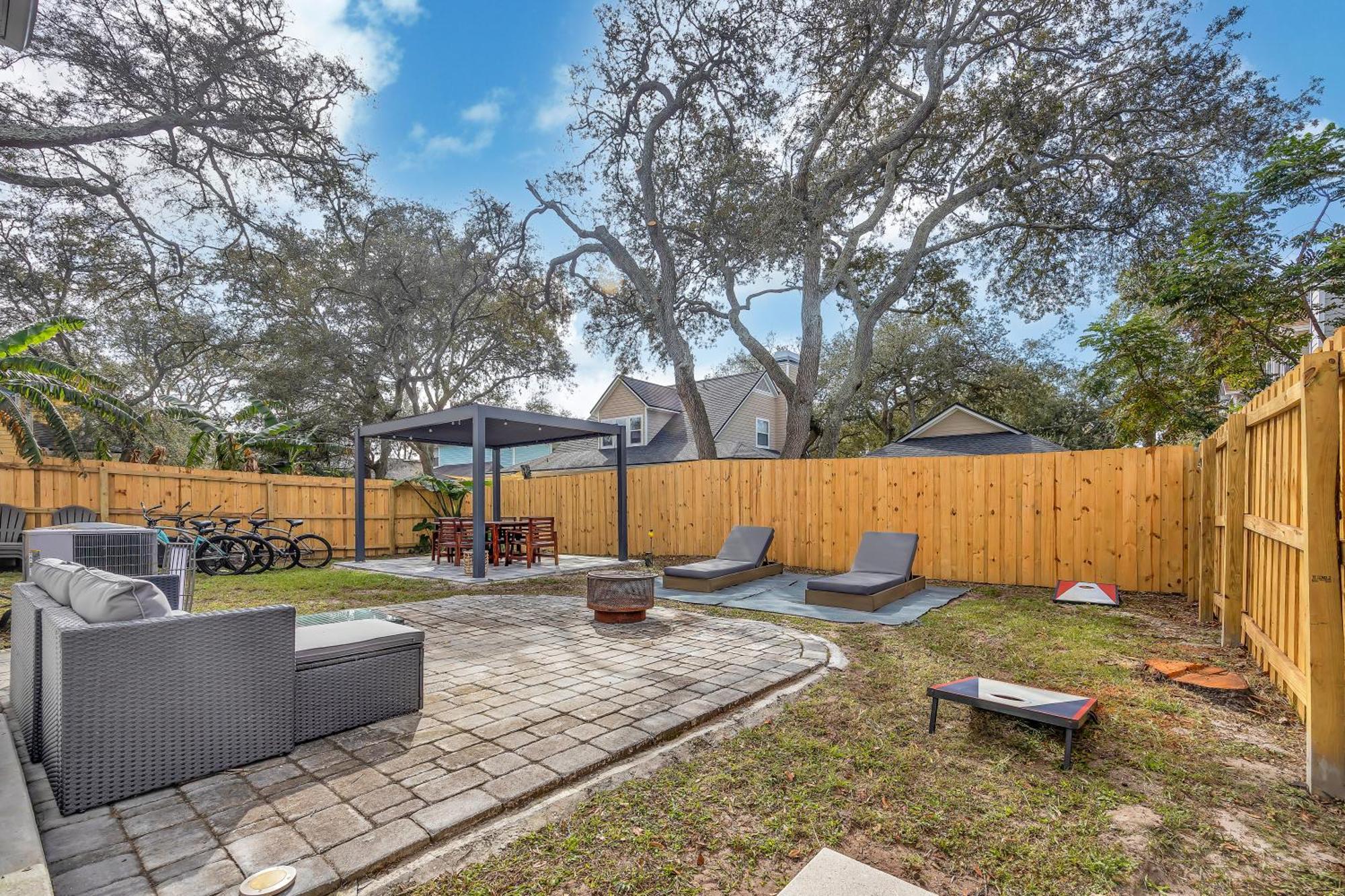 {Hidden Gem} Beach Home Blocks From Ocean +6 Bikes Jacksonville Beach Ngoại thất bức ảnh